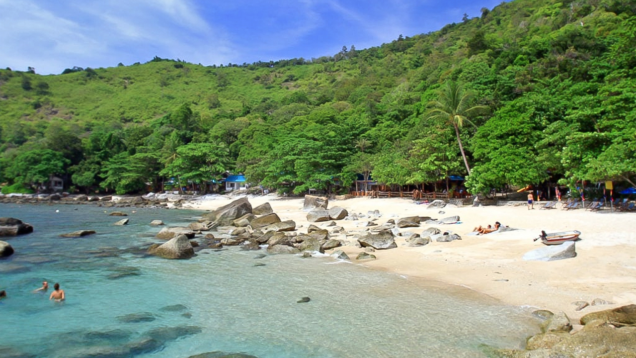 Phuket's Beach Bliss: A Guide to the Island's Best Beaches - Phuket ...