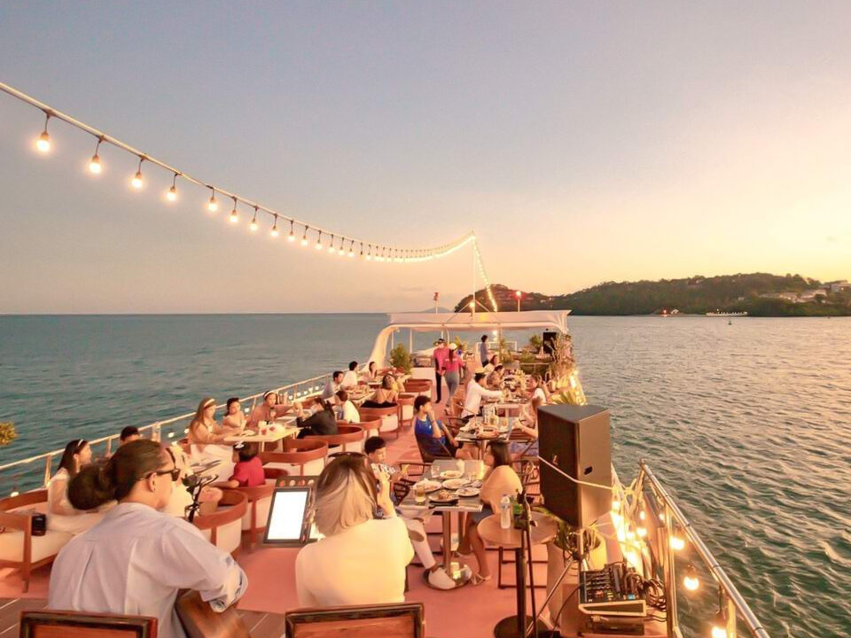 Sunset Cruises In Phuket