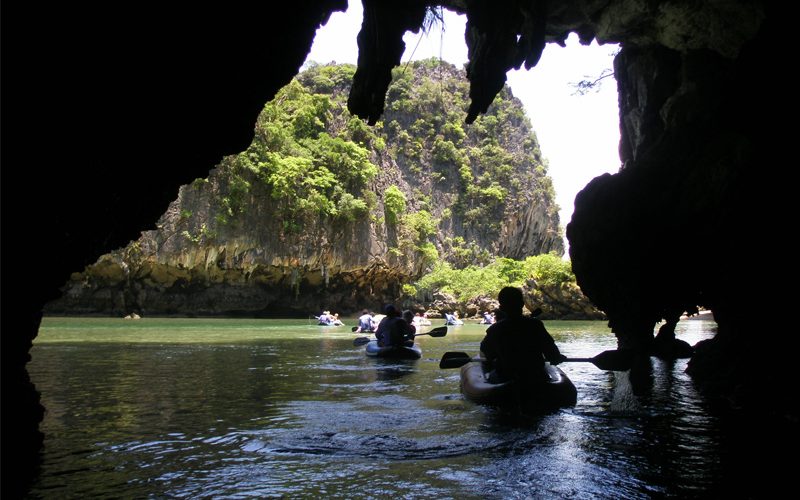 Stunning Phang Nga Bay Phuket_Hidden Caves and lagoons