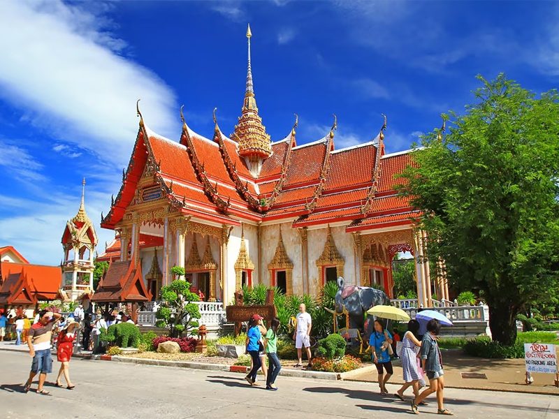 A Guide to Phuket and its Top 10 Must-See Attractions